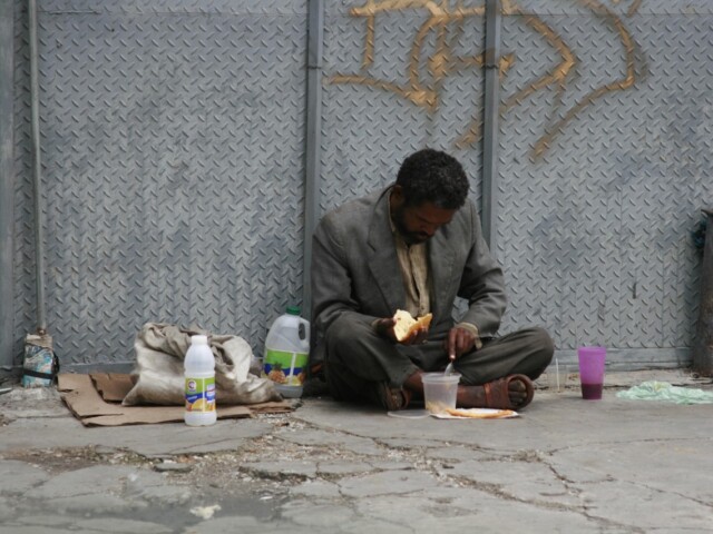 Inzameling voor vluchtelingen in Duinkerke: helpt u mee?